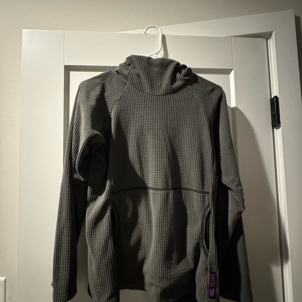 Melanzana Charcoal Women's Microgrid hoodie v2 RARE